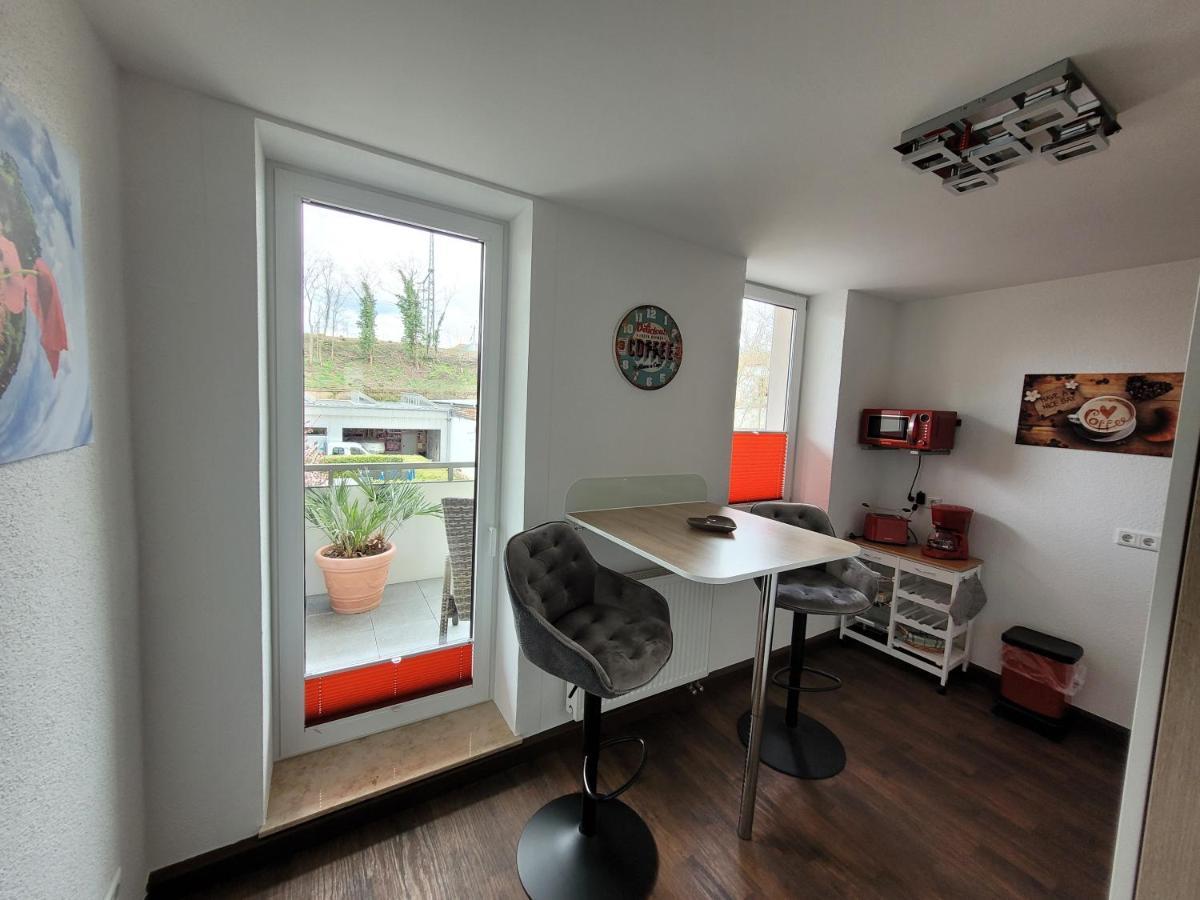 Ferienwohnung Oder Studio Dresden-Neustadt Inkl Parkplatz Mit Balkon Oder Terrasse Luaran gambar